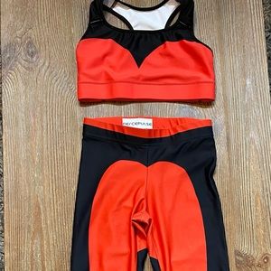 FiercePulse heart shaped high rise yoga pants and matching sports bra
